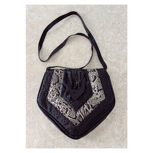 VTG 80s Miriam Leather Croc Embossed Snake Print Buckle Detail Crossbody Purse